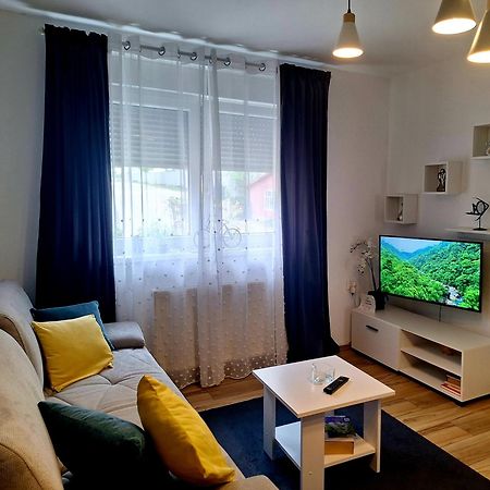 Gospic Riverside Apartment エクステリア 写真