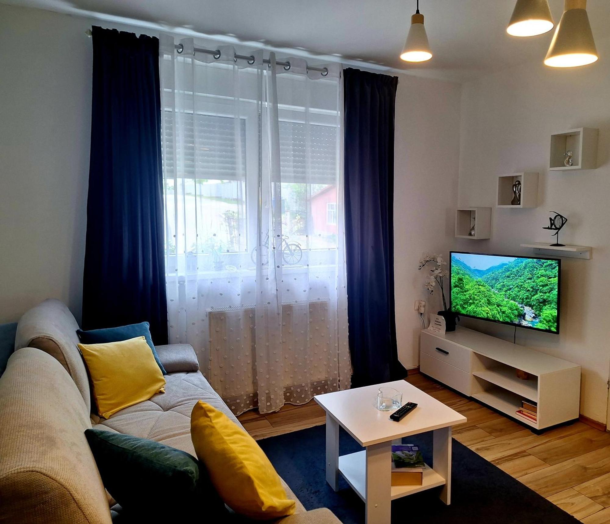 Gospic Riverside Apartment エクステリア 写真